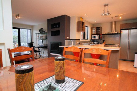 Oakley Place Townhouse - Tasmanian Short Stays - Lismore Accommodation 1