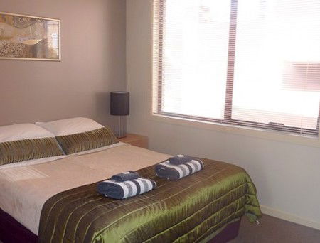 Flinders Lane Holiday Units - Lismore Accommodation 1