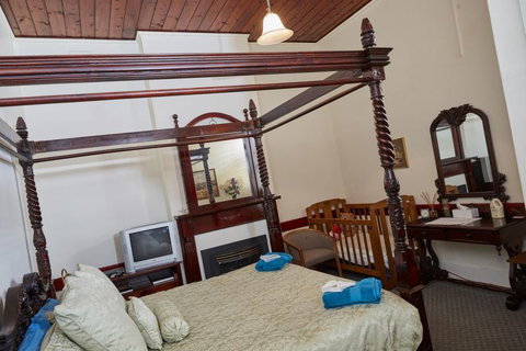 Bristol House Accommodation - Lismore Accommodation 3