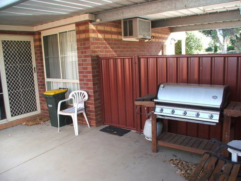 Bristol House Accommodation - Lismore Accommodation 5