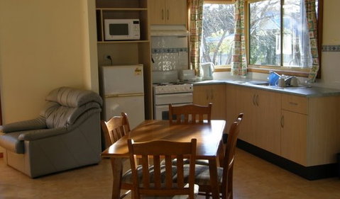 Camellia Park - Lismore Accommodation 3