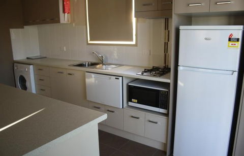 Bowlo Holiday Cabins - Lismore Accommodation 0