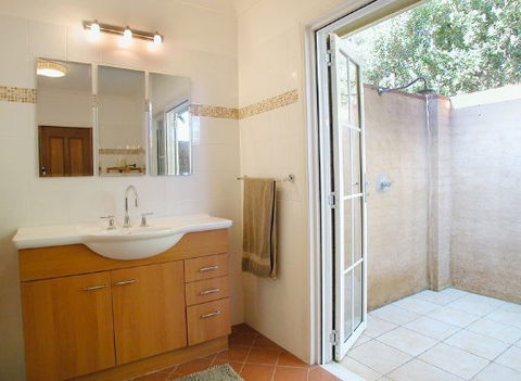Barefoot Oasis Bangalow - Lismore Accommodation 1