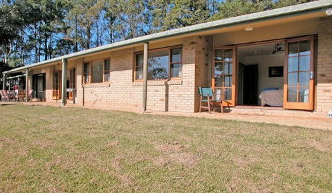 Barefoot Oasis Bangalow - Lismore Accommodation 4