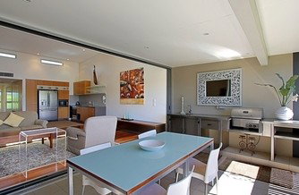 Beach House 17, East On Byron - Lismore Accommodation 1