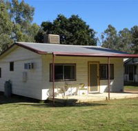Cockatoo Cottage - Pooncarie - Lismore Accommodation