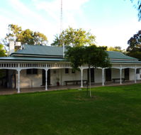 Lake Victoria Station Lodge - Lismore Accommodation