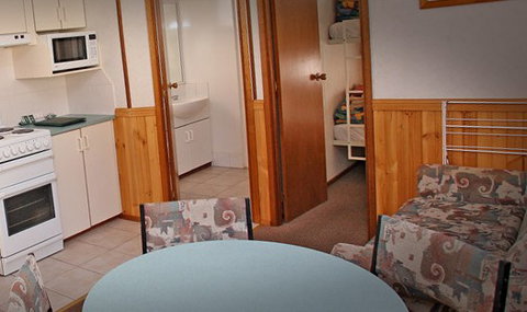 Euston Club Resort - Lismore Accommodation 1