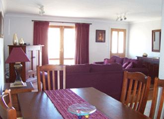 Elm Cottage - Lismore Accommodation