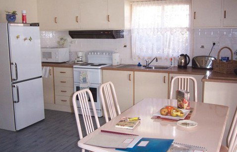 Azalea Cottage - Lismore Accommodation 0