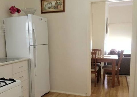 Bidgee Bankside Cottage - Lismore Accommodation 1