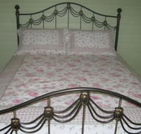 Camelot Retreat - Lismore Accommodation