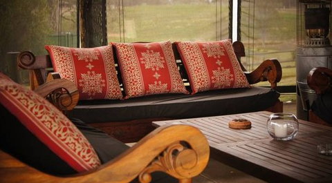 Blackthorn Hill Retreat - Lismore Accommodation 5