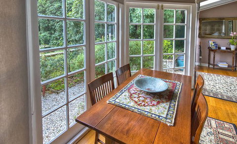 Bridal Falls Cottage - Lismore Accommodation 3