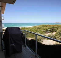 Beachfront Narrabeen - Lismore Accommodation