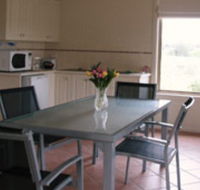 Burns B and B and Yabby Farm - Lismore Accommodation
