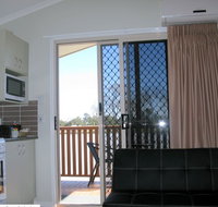 Flame Lily Adventures - Lismore Accommodation