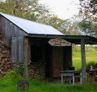 Katandra Mountain Farm House - Lismore Accommodation