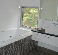 Twin Falls Retreat - Lismore Accommodation