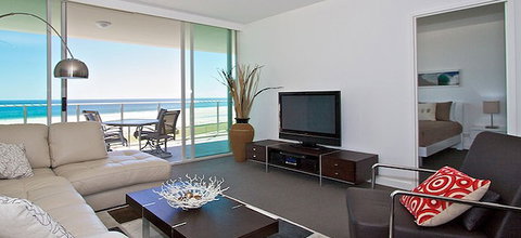 Kirra Surf Apartments - Lismore Accommodation 4