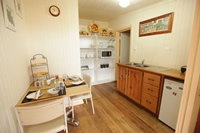 Carter Cottages - Lismore Accommodation 8