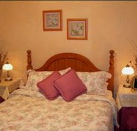 Rosellas at Canyon Lookout - Lismore Accommodation