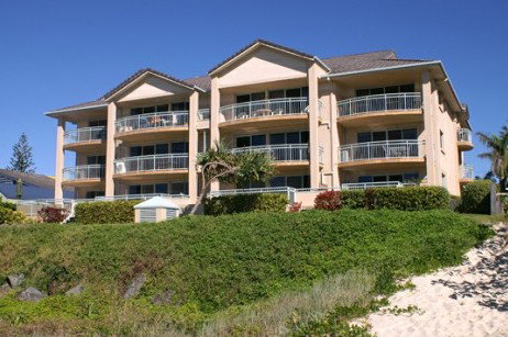 Golden Sea Apartments - Lismore Accommodation 5