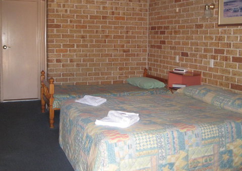 Beenleigh Village Motel - Lismore Accommodation 2