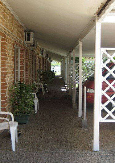 Beenleigh Village Motel - Lismore Accommodation 4