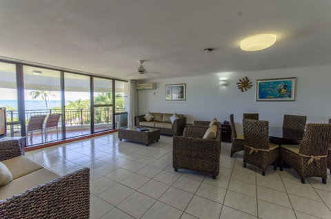 Roydon Beachfront Holiday Apartments - Lismore Accommodation 9