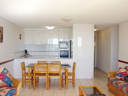 Trafalgar Towers - Lismore Accommodation 3