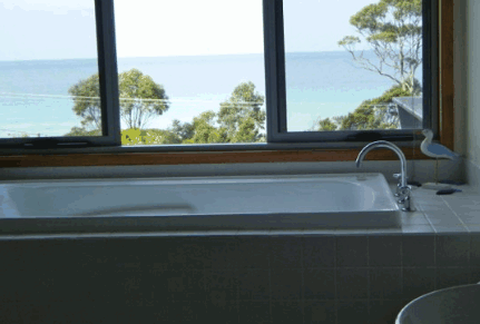 Spring Beach Holiday Villas - Lismore Accommodation 1