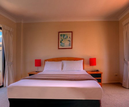 Island Beach Resort - Lismore Accommodation 3