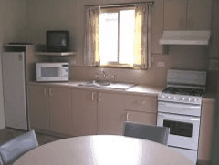 Echuca Caravan Park - Lismore Accommodation 4