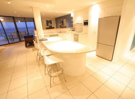 Coolum Caprice - Lismore Accommodation 1
