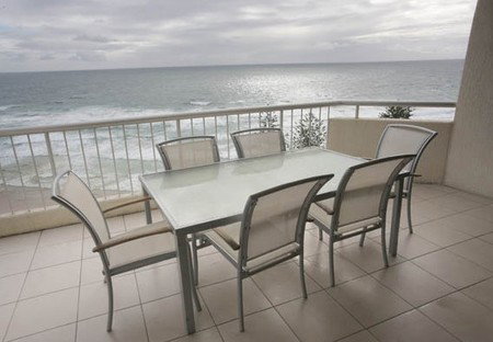 Coolum Caprice - Lismore Accommodation 2