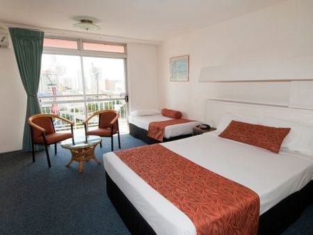 Islander Resort Hotel - Lismore Accommodation 0
