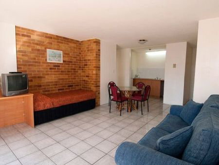 Islander Resort Hotel - Lismore Accommodation 1