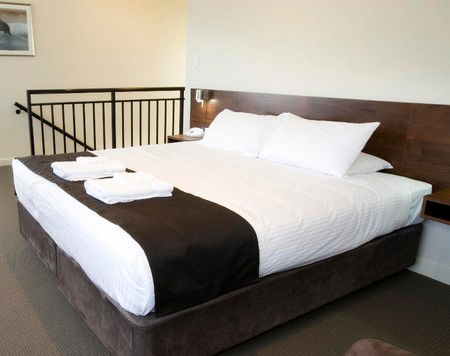 Sanctuary Golf Resort - Lismore Accommodation 2