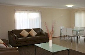 Paradise Holiday Apartments Villas - Lismore Accommodation 1