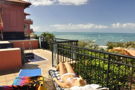 Martinique Whitsunday - Lismore Accommodation 2