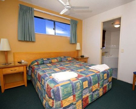 Caribbean Resort - Lismore Accommodation 0