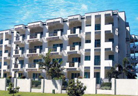 Ocean Breeze By The Strand - Lismore Accommodation 2
