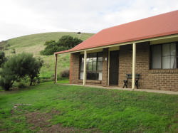 Carrickalinga Cove Apartments - Lismore Accommodation 2