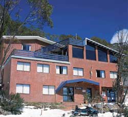 Viking Alpine Lodge - Lismore Accommodation 0