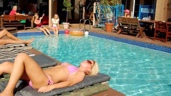 Surf N Sun Beachside Backpackers - Lismore Accommodation 2
