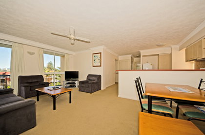 San Mateo On Broadbeach - Lismore Accommodation 9