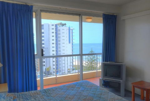 Surfers Beachside Holiday Apartments - Lismore Accommodation 2