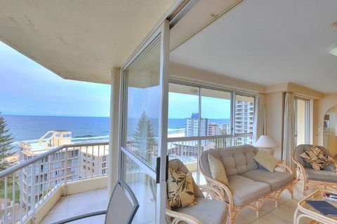 Surfers Beachside Holiday Apartments - Lismore Accommodation 3