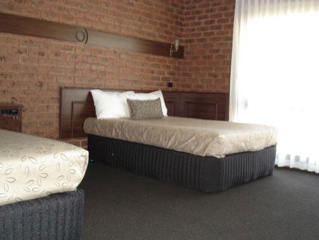 Albury Townhouse - Lismore Accommodation 4